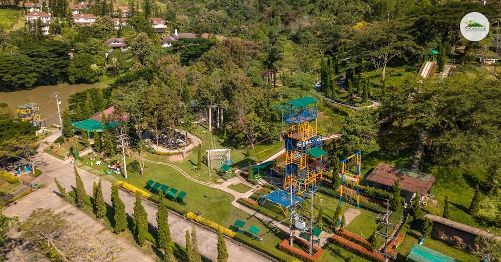 Phukaew Resort & Adventure Park 64/76