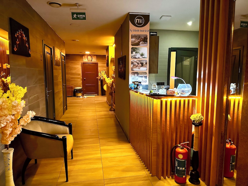 Mineo Hotel Taksim 5/40