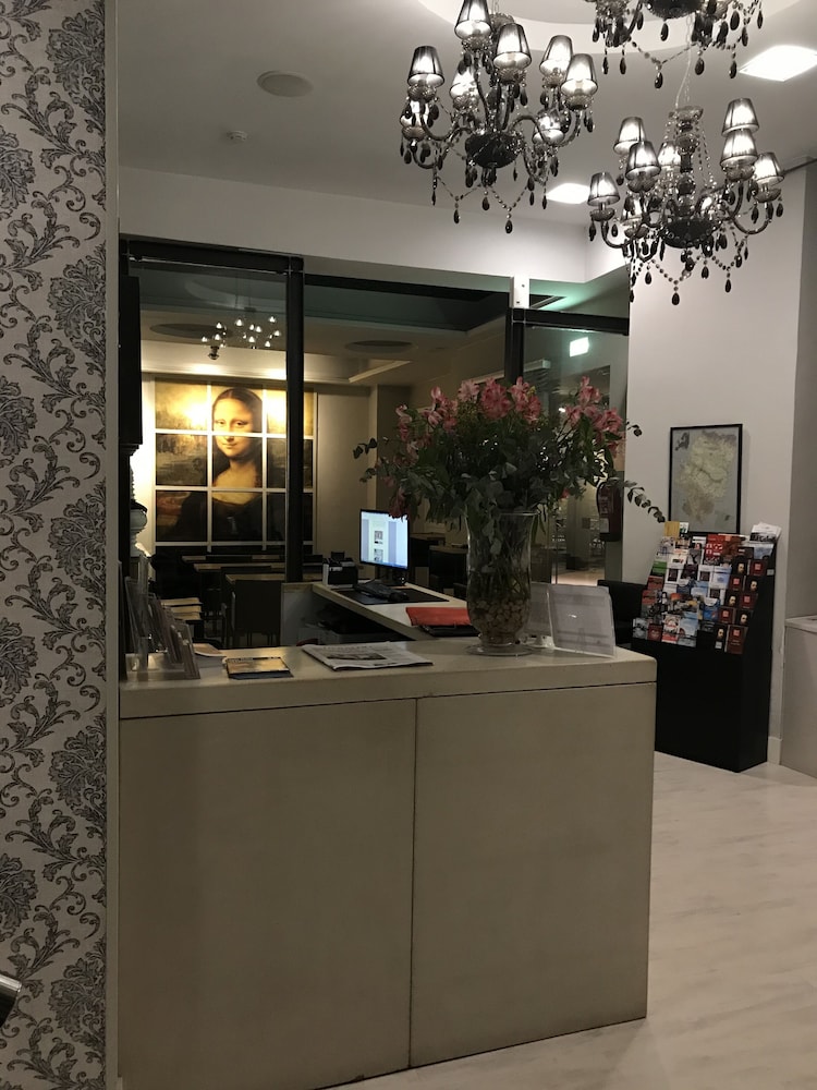 Hotel Pilar Plaza Zaragoza 11/66
