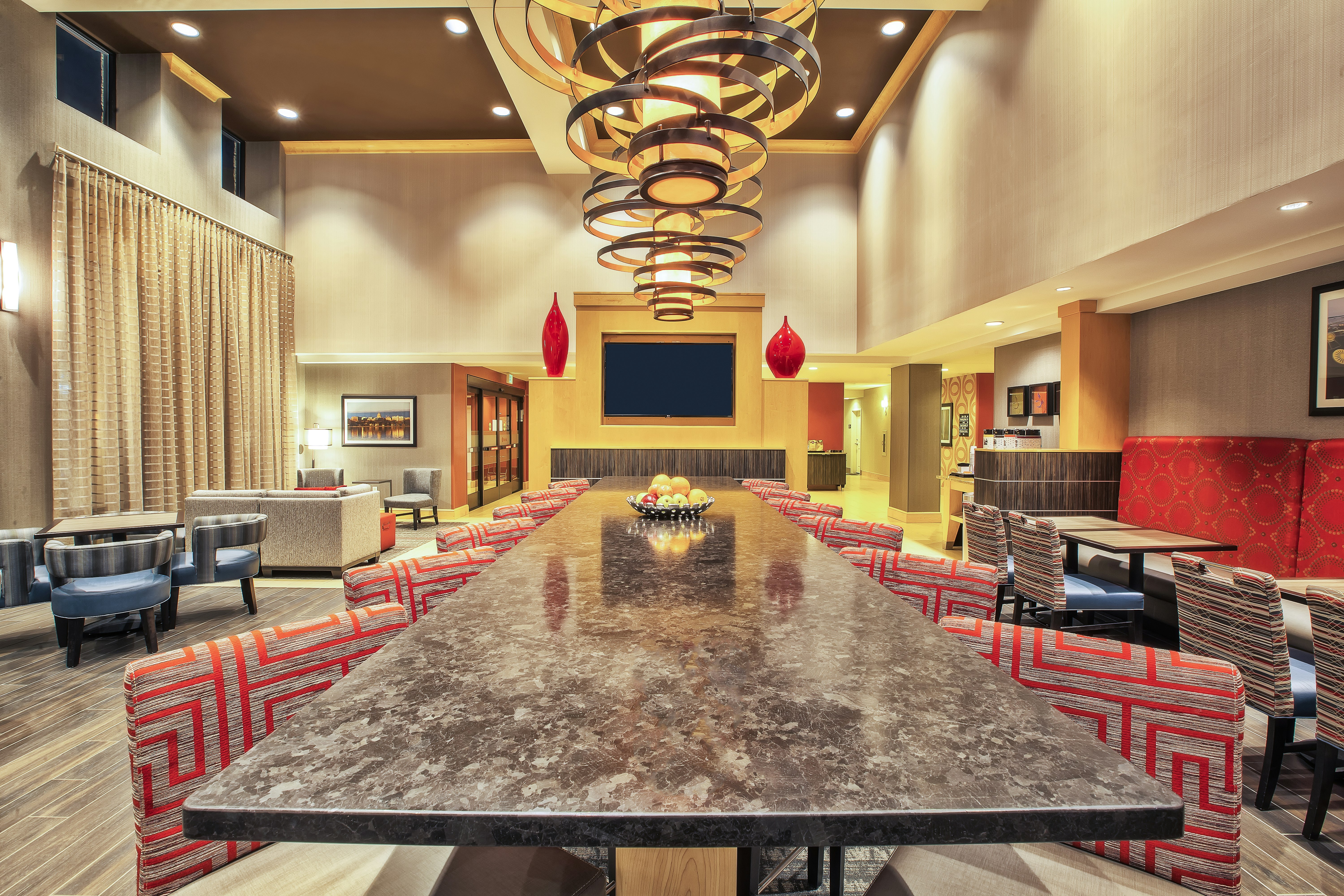 Hampton Inn Suites Madison West 31/48