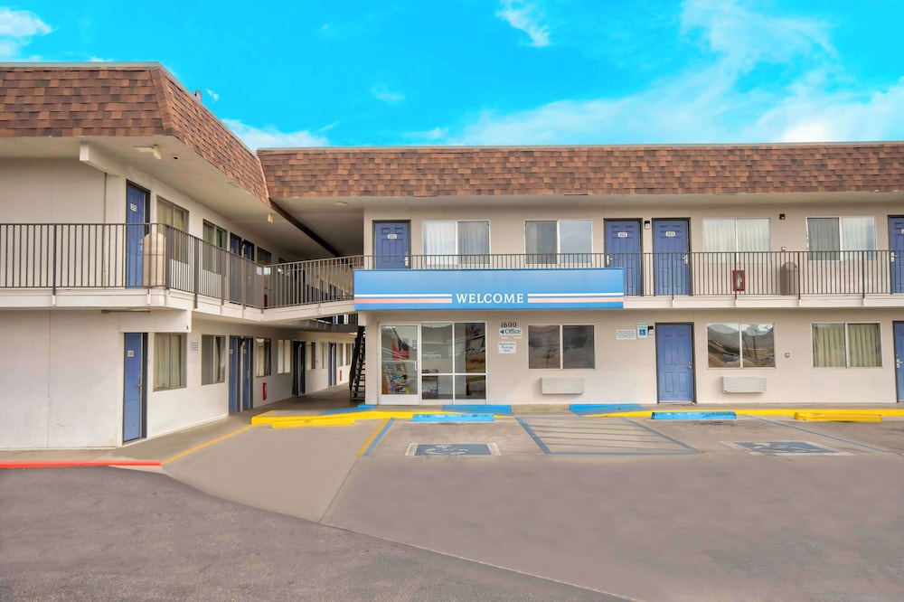 Motel6 Farmington, NM 58/65