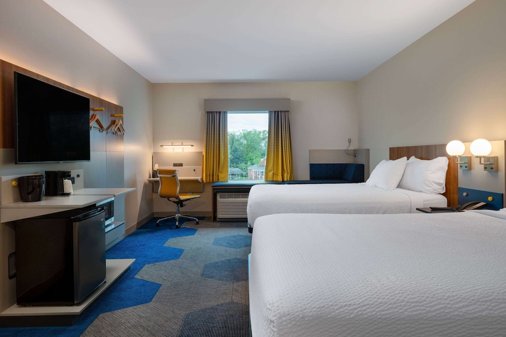 Microtel Inn & Suites by Wyndham Winchester 7/28