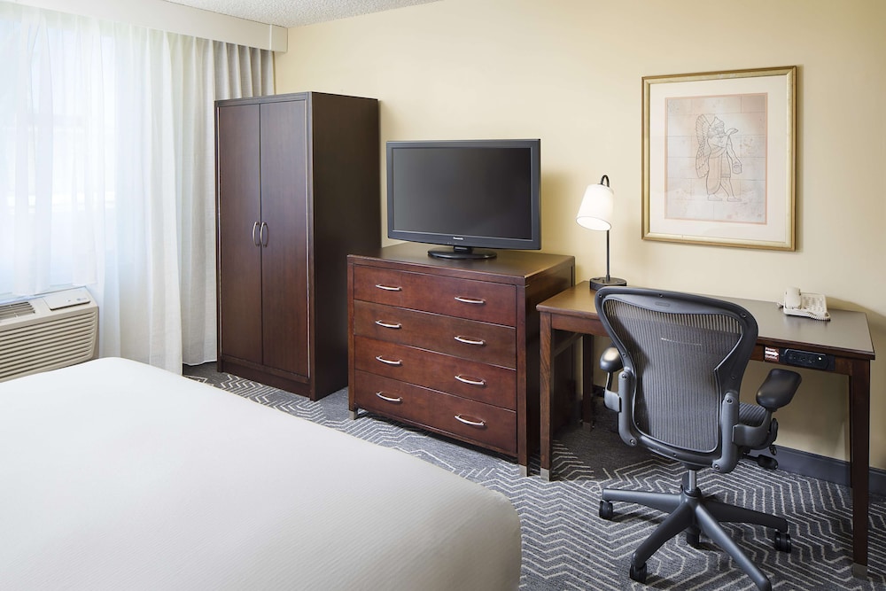 DoubleTree by Hilton Los Angeles - Commerce 35/43