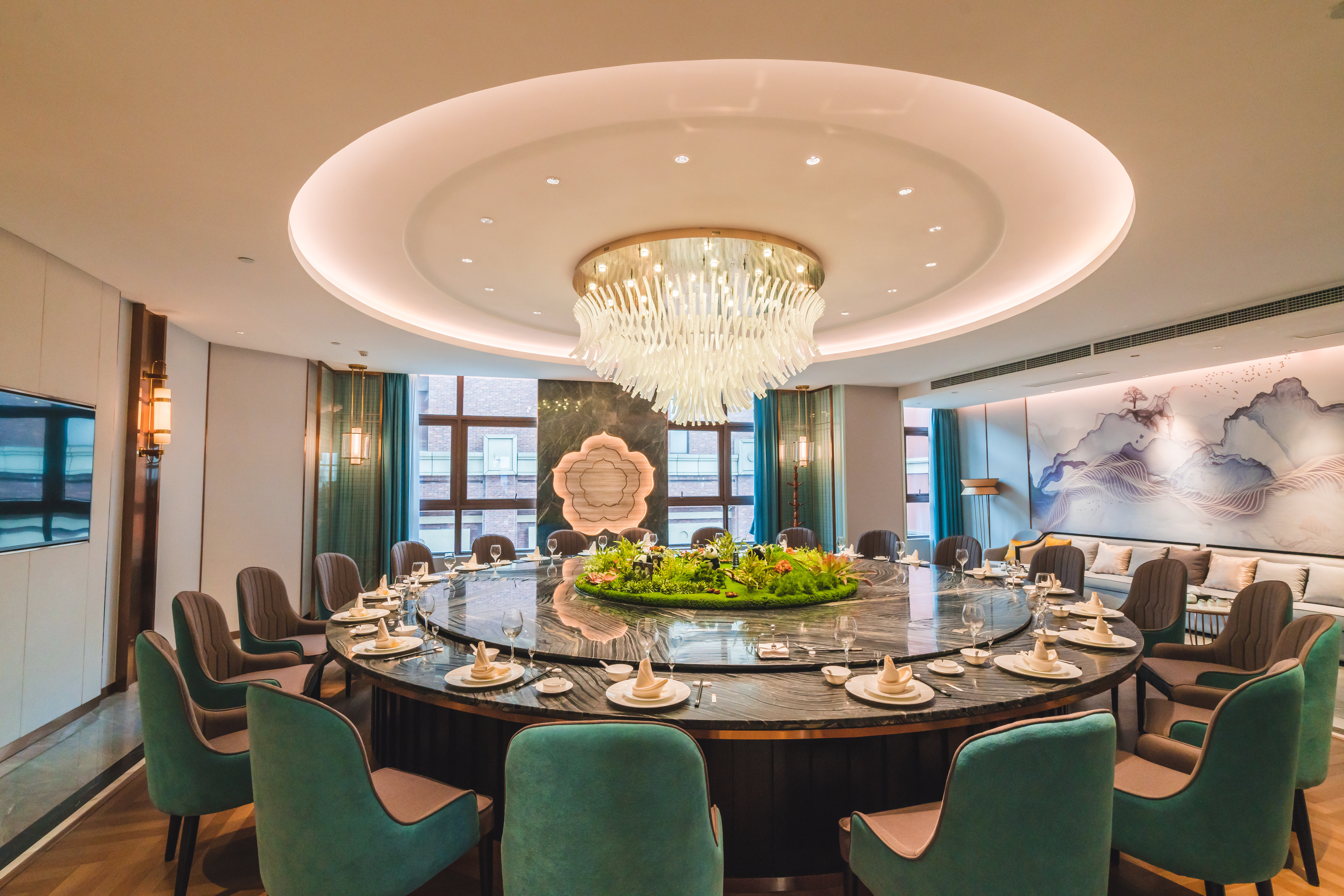 Holiday Inn Express Pengzhou Downtown 55/71