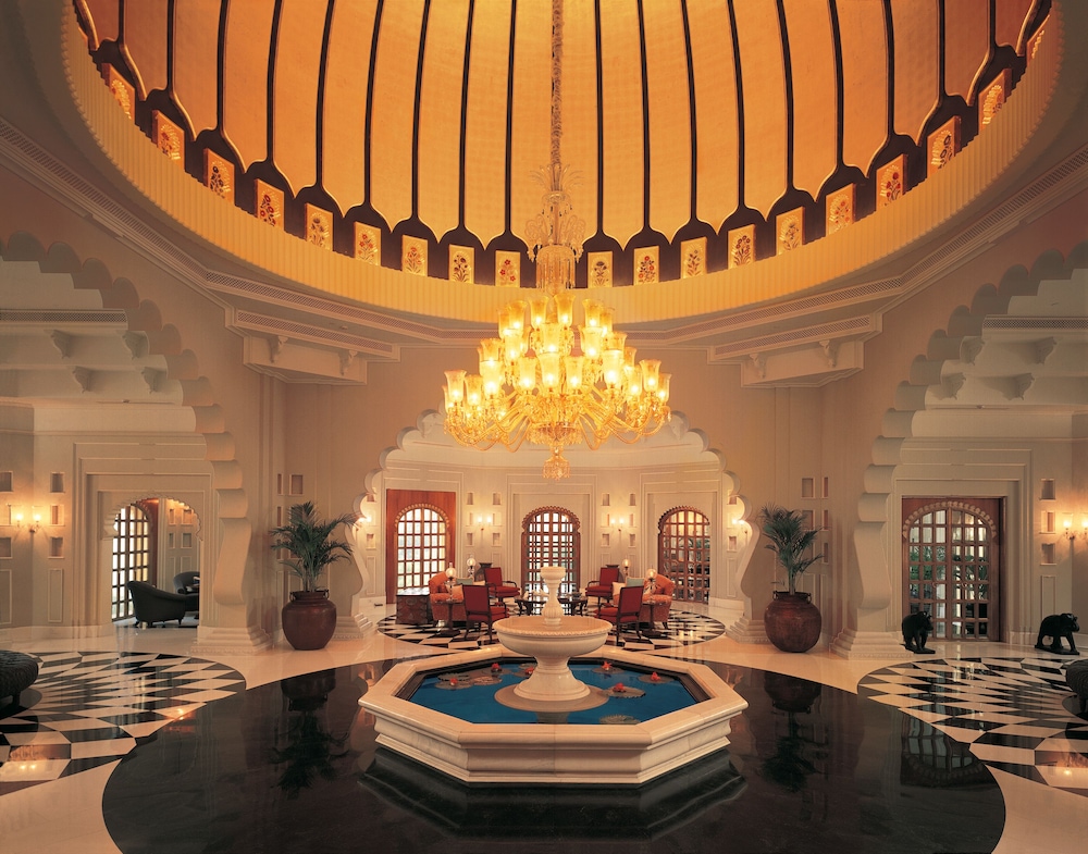 Oberoi Udai Vilas 55/78