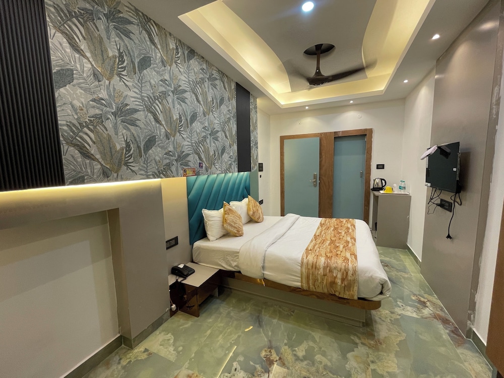 Hotel Shreemoyee Inn 15/48