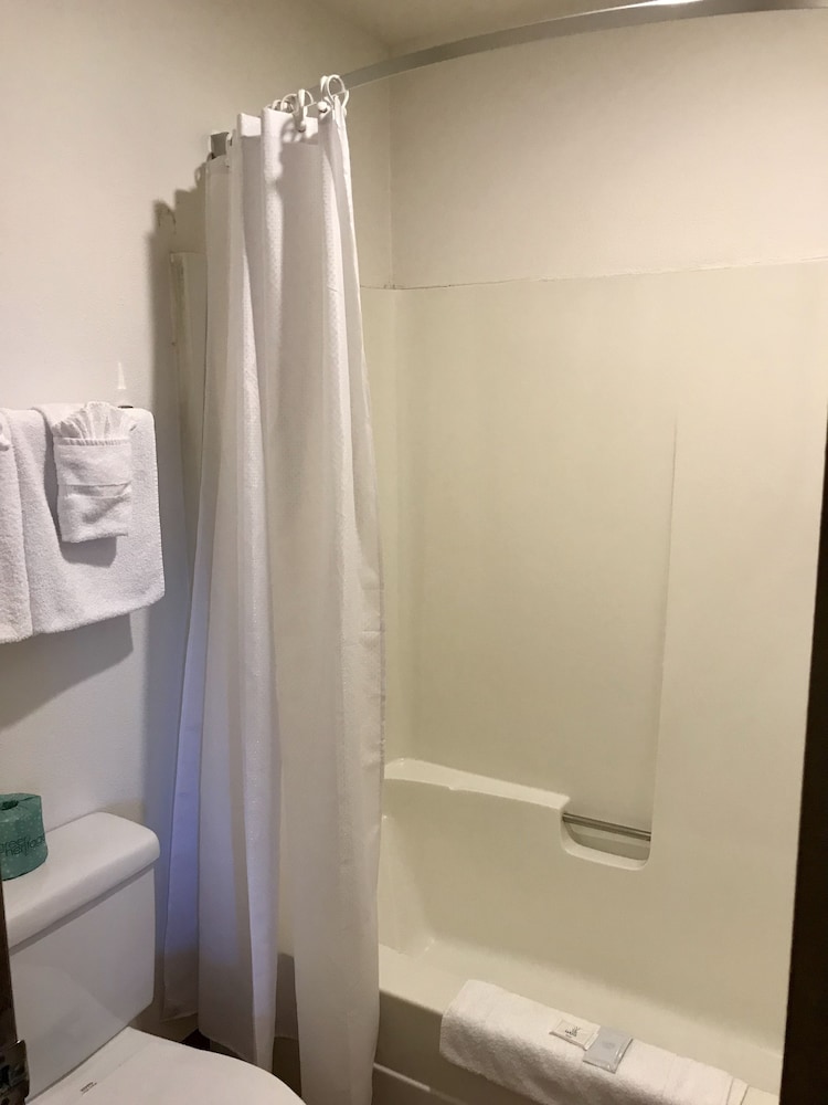 Sea-Tac Airport Value Inn 32/32