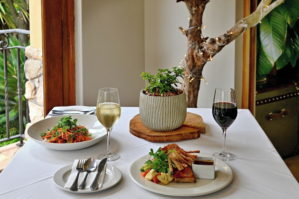 Black Eagle Boutique Hotel And Conferences 30/50