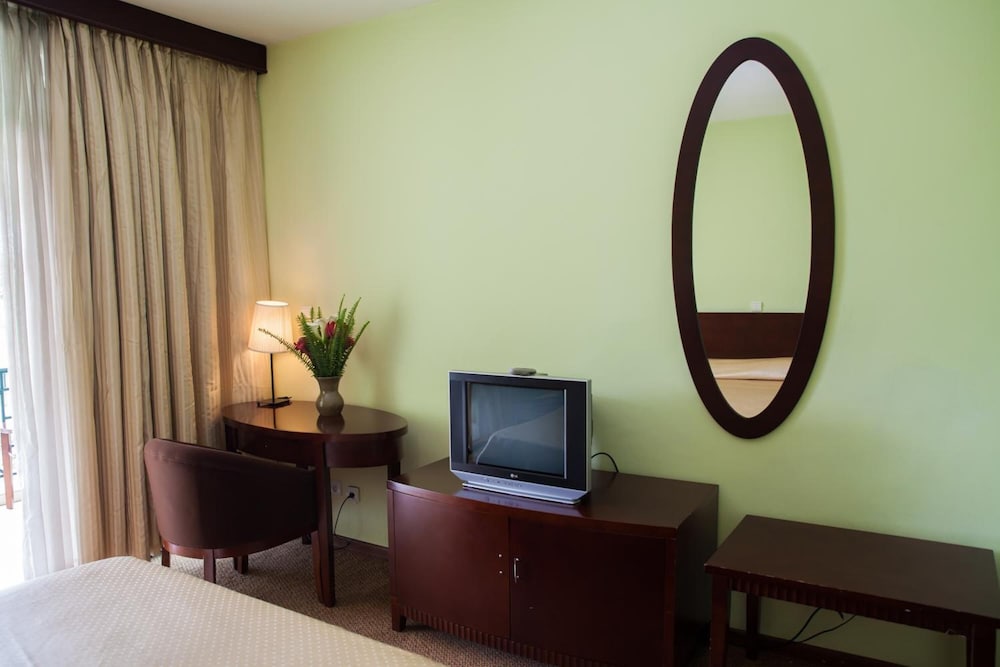 Gorillas Volcanoes Hotel 21/40