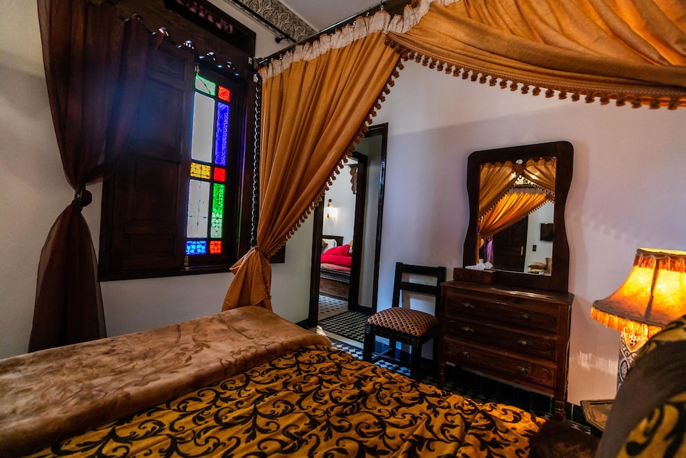 Riad Dar Chrifa 6/77