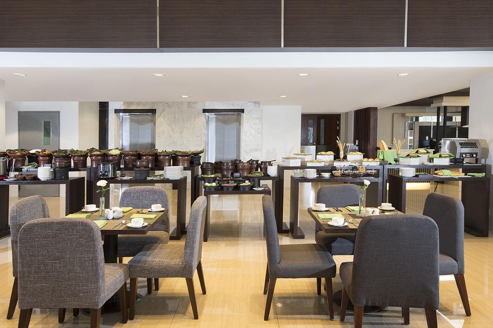 Howard Johnson by Wyndham Pekalongan 16/20