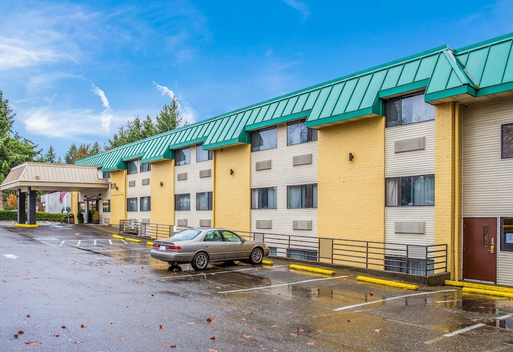 Quality Inn & Suites Lacey Olympia 63/66