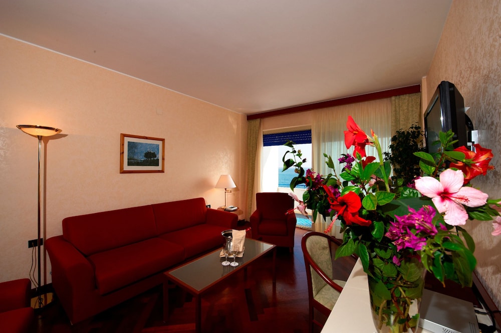 Splendid Hotel La Torre 6/33