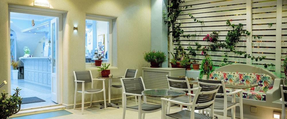 Akis Hotel 27/50