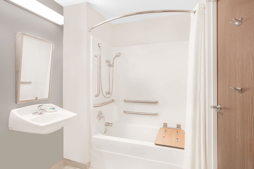 Microtel Inn Suites By Wyndham San Angelo 9/20