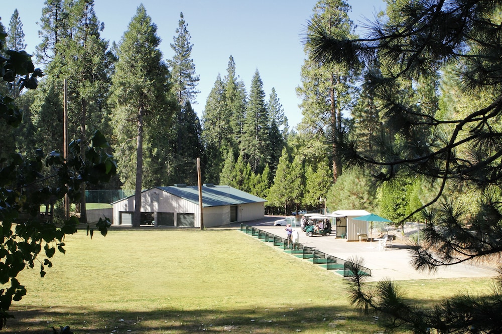 Mountain Retreat Resort 40/51