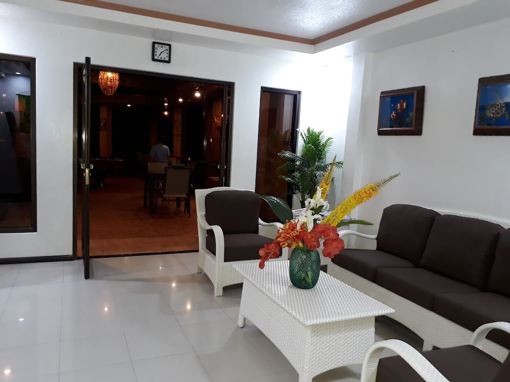 Anda White Beach Resort 42/64