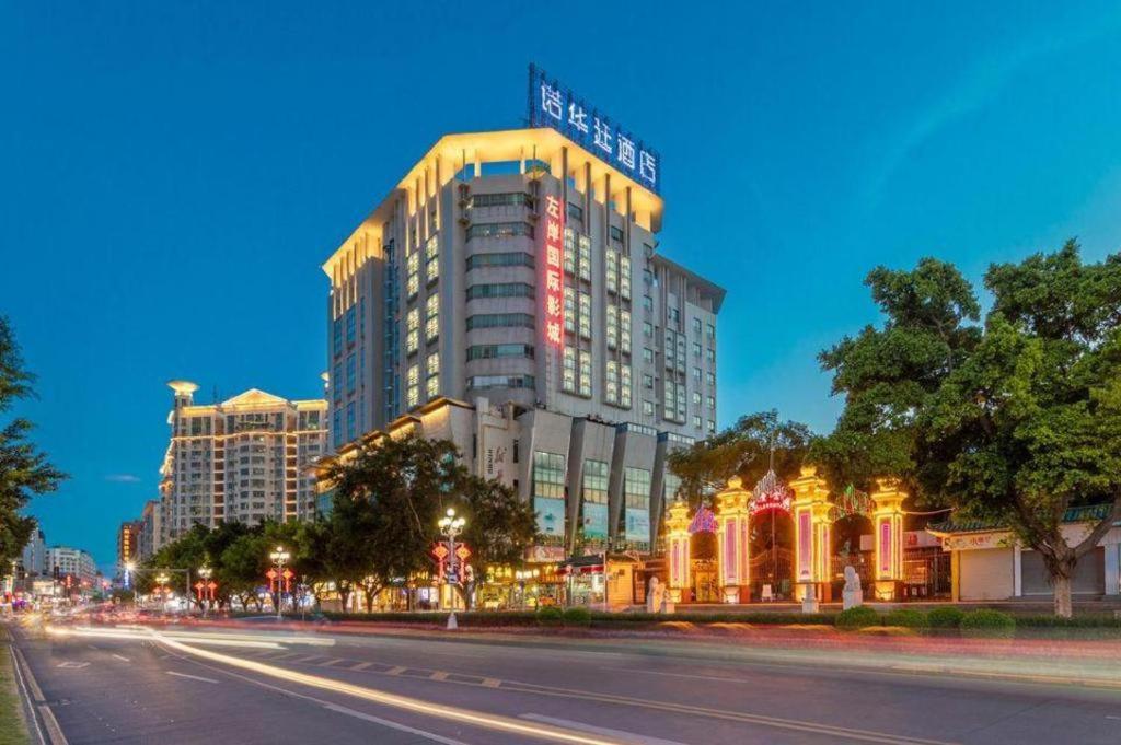 Novlion Hotel 54/60