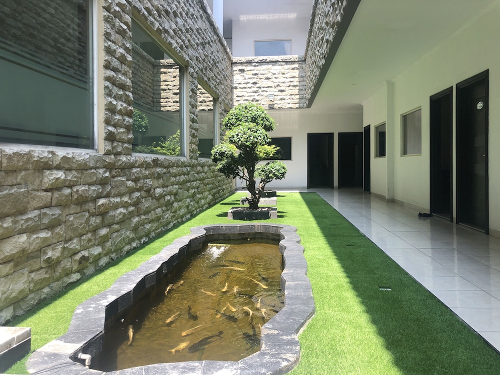 Hotel Sinar 3 14/15