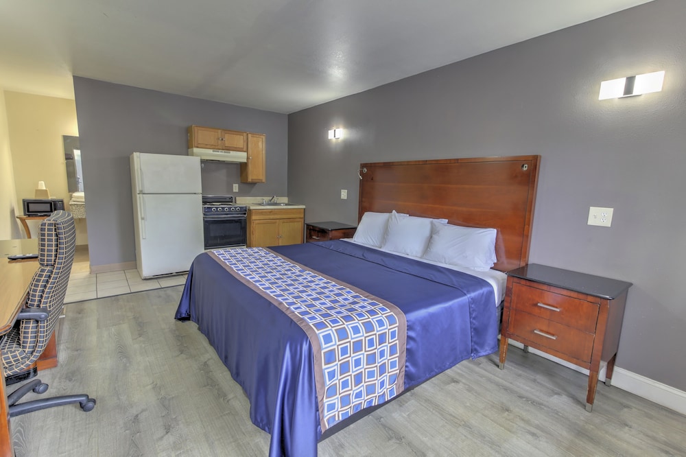 RENOVATED, EFFICIENCY, KING BED