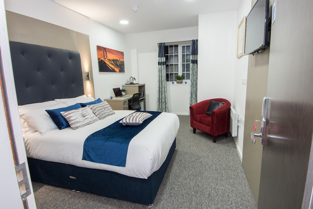 SUPERIOR, DOUBLE BED