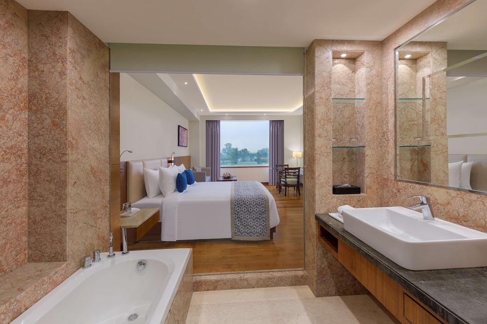 Viraj Sarovar Portico Jammu 47/48