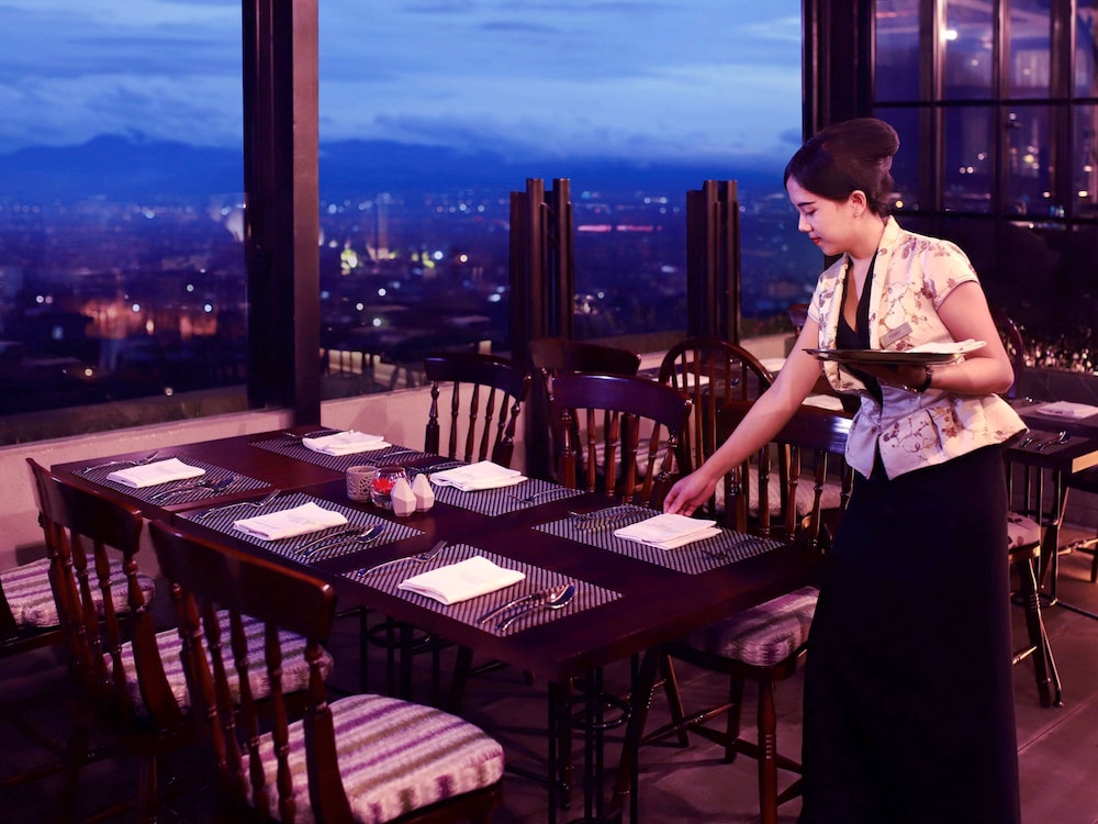 Grand Mercure Bandung Setiabudi 57/71