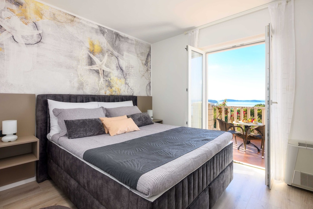 Villa Panorama 9/50