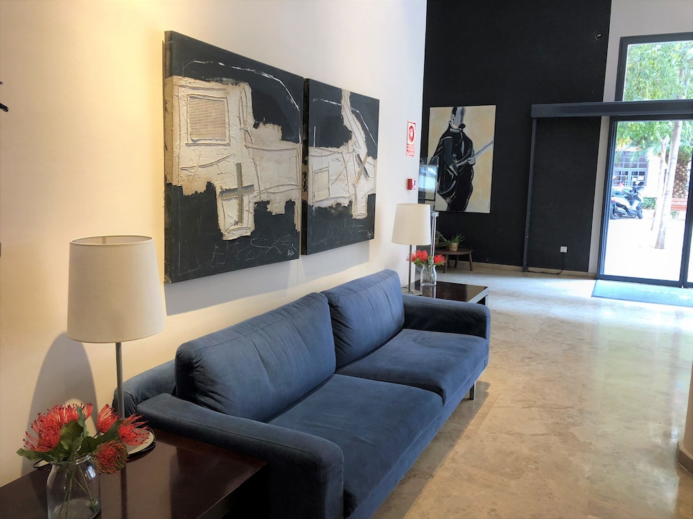 Apartamentos Plaza Picasso 45/71
