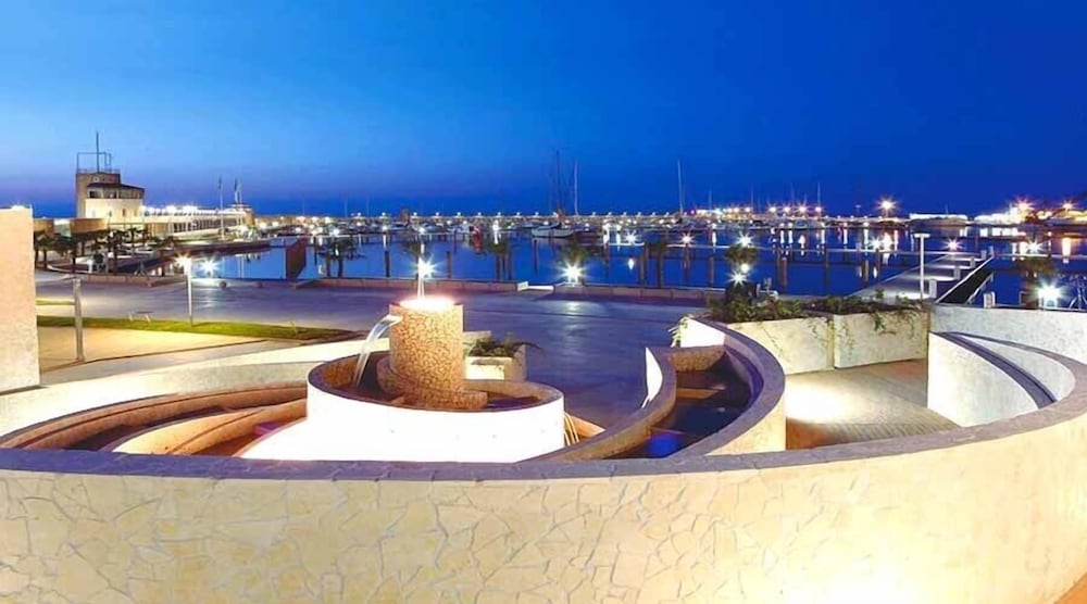 Hotel Paloma Rimini 41/46