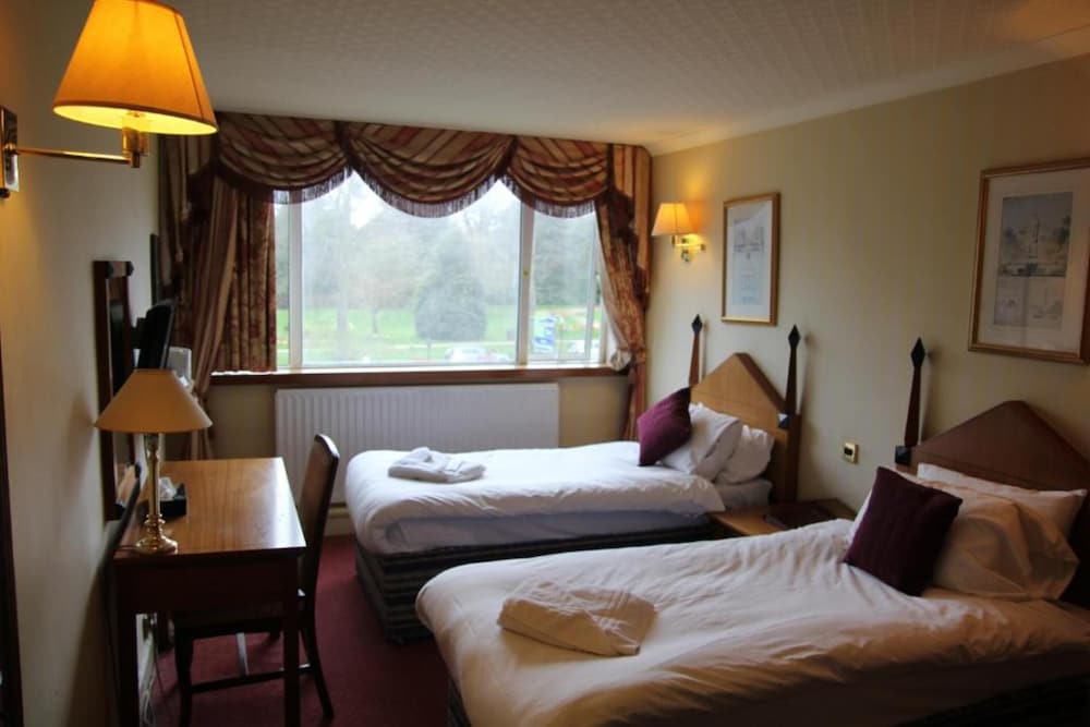 Hylands Hotel 14/37