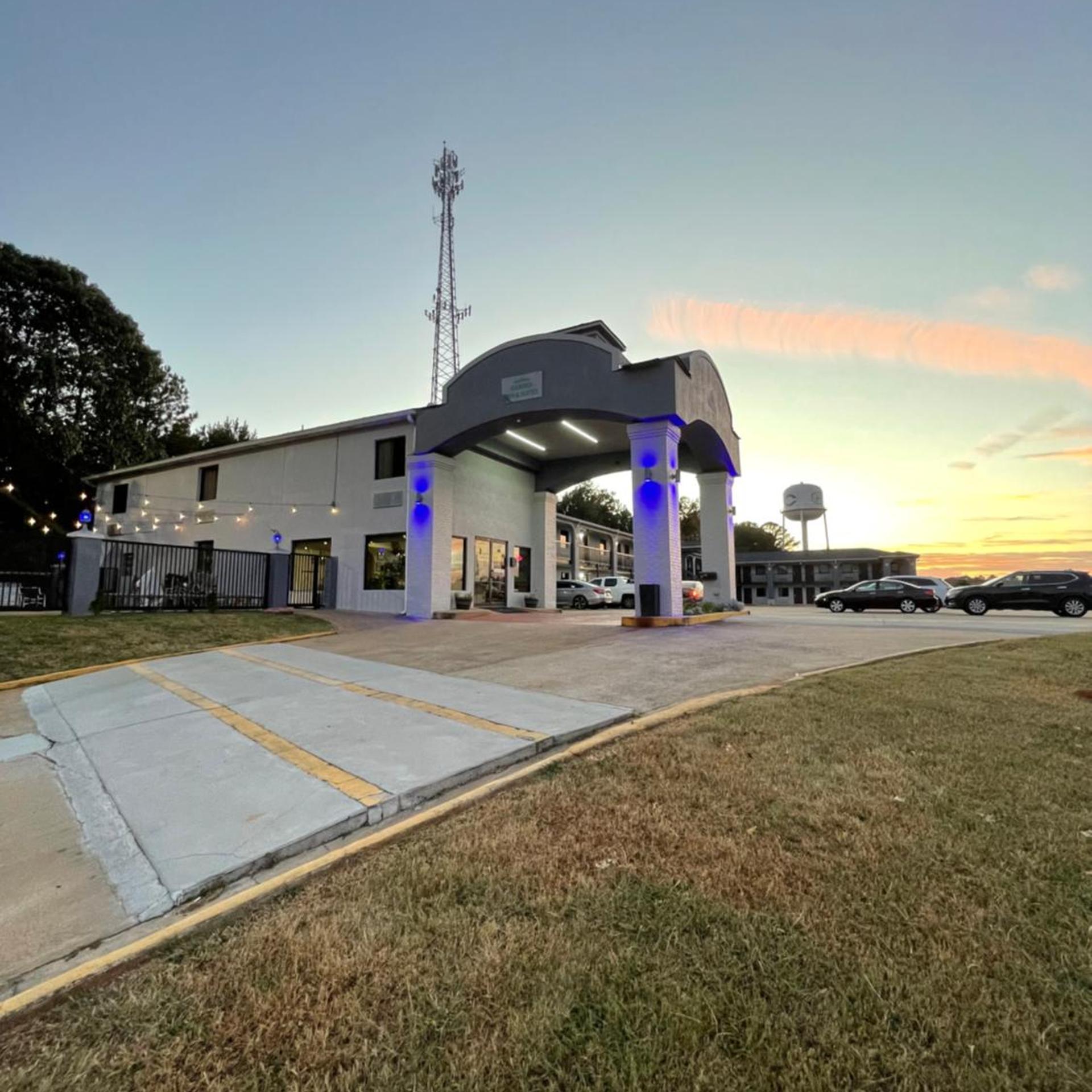 GARDEN INN & SUITES HOGANSVILLE 18/29