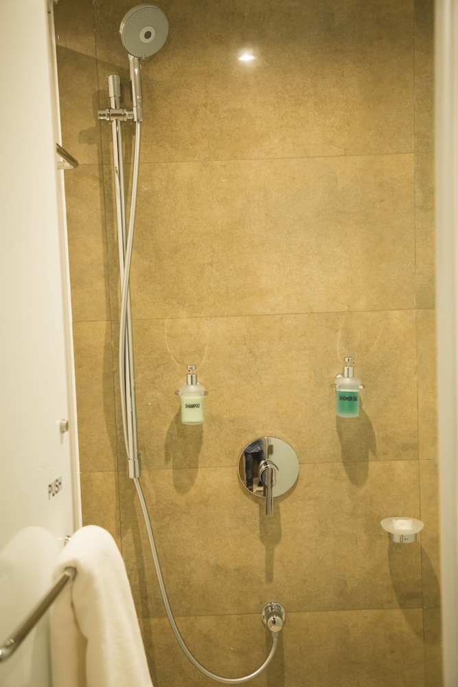 Regency Tirunelveli By GRT Hotels 33/35