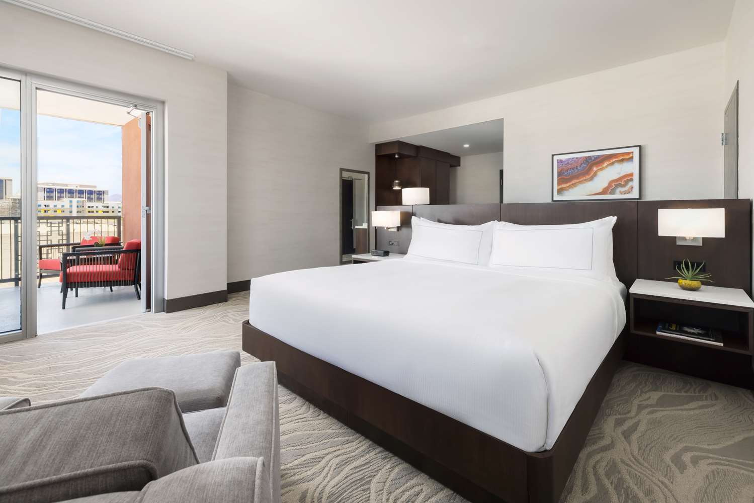 1 Bedroom, Suite, King Bed, Balcony