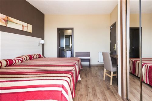 Twin or Double Room 1AD
