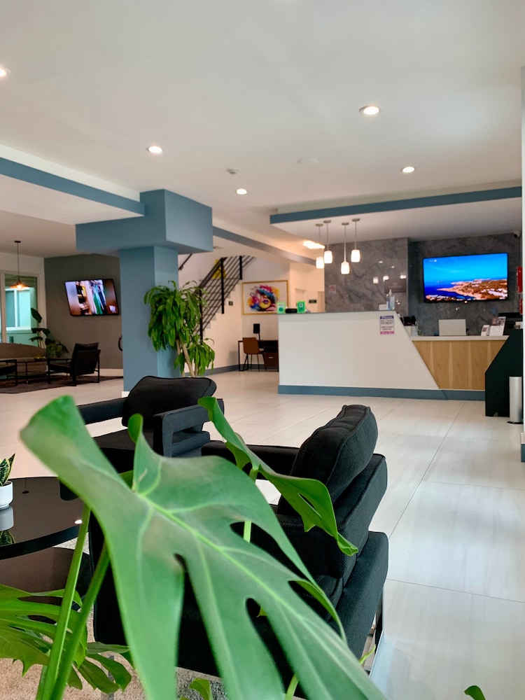 Garden Hotel Miami Airport, Trademark Collection by Wyndham 6/47