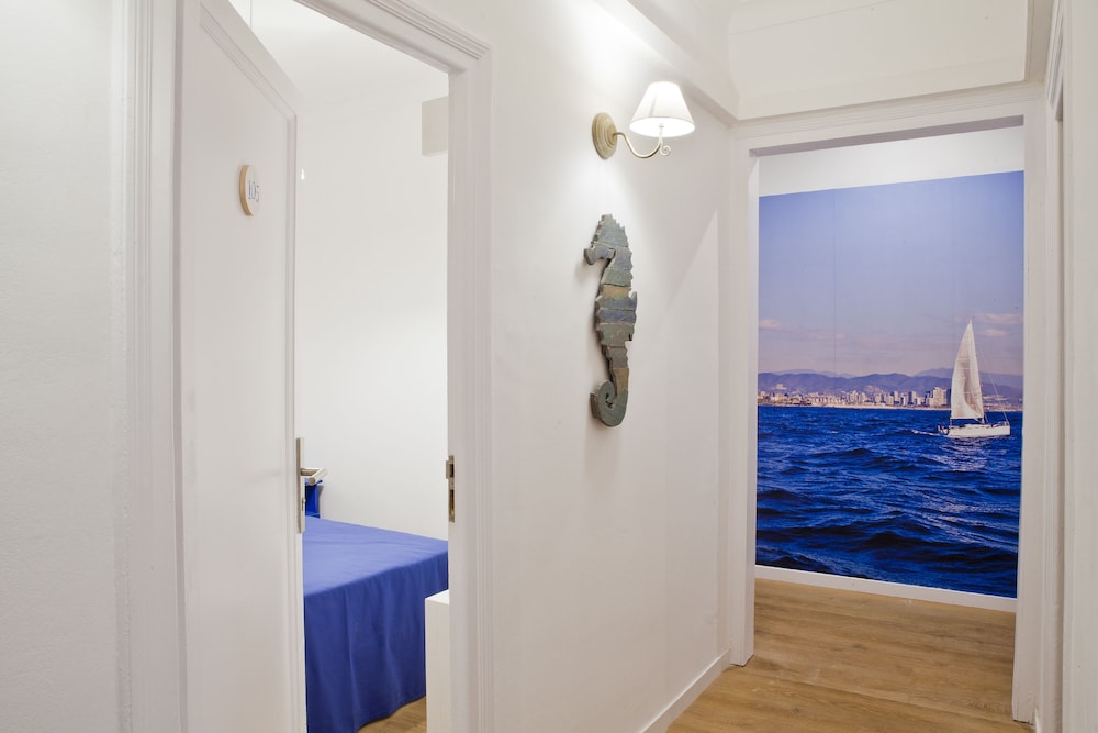 Blue Barcelona 26/54