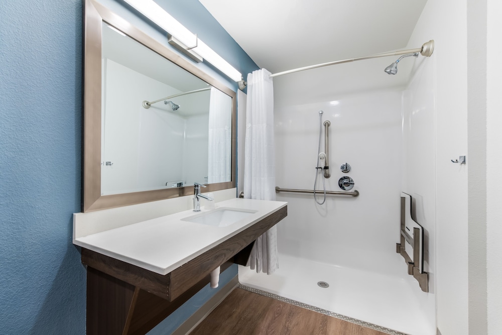 WoodSpring Suites Tampa Airport North Veterans Expressway 39/40