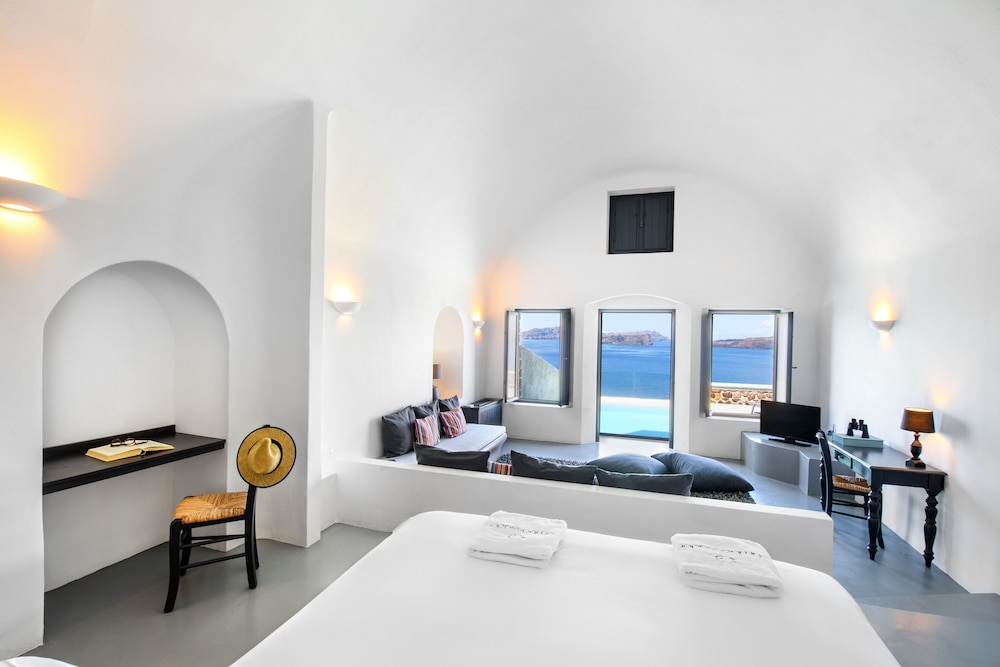 Grand Ambassador Santorini Hotel 27/78