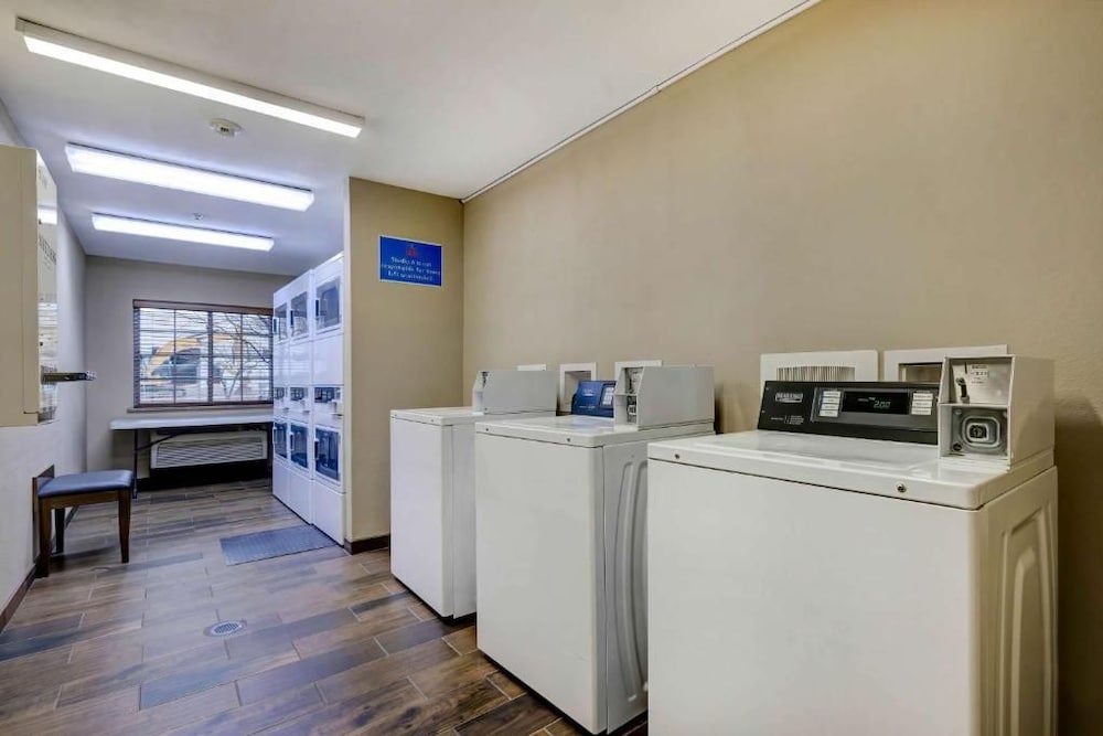 Studio6 Lenexa, KS - Overland Park 38/53