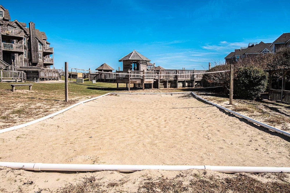 Barrier Island Station at Duck 47/47