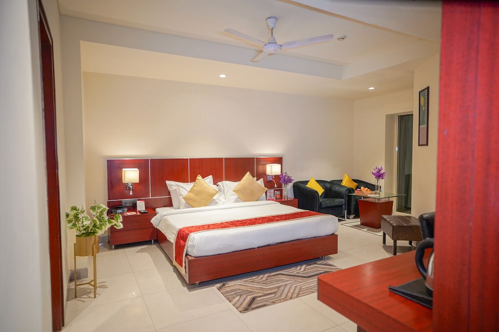 Hotel Swarn Towers 8/50
