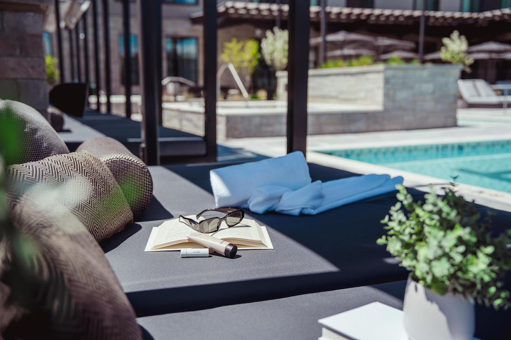Grand Hyatt Deer Valley 35/50