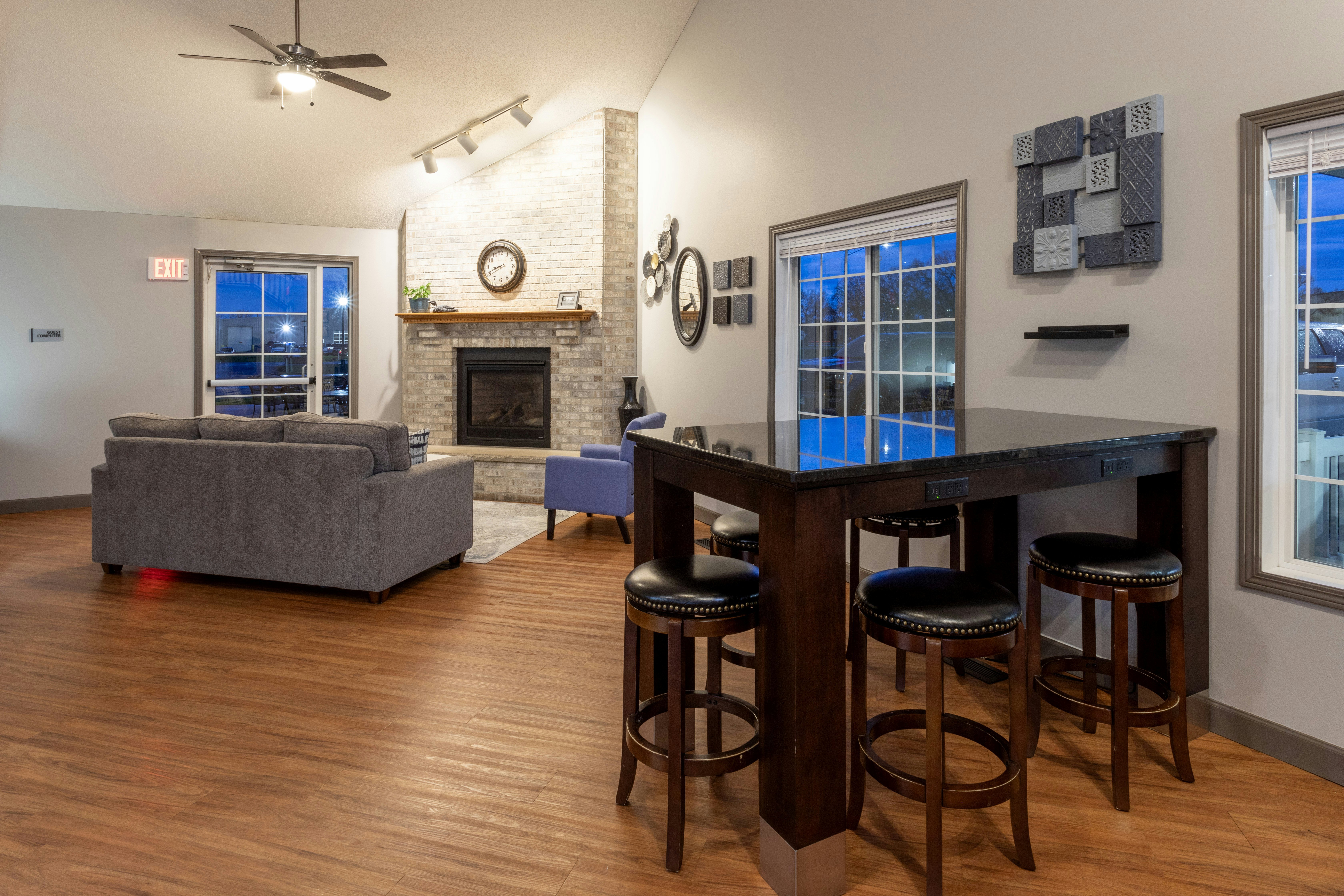 Paynesville Inn And Suites 18/24