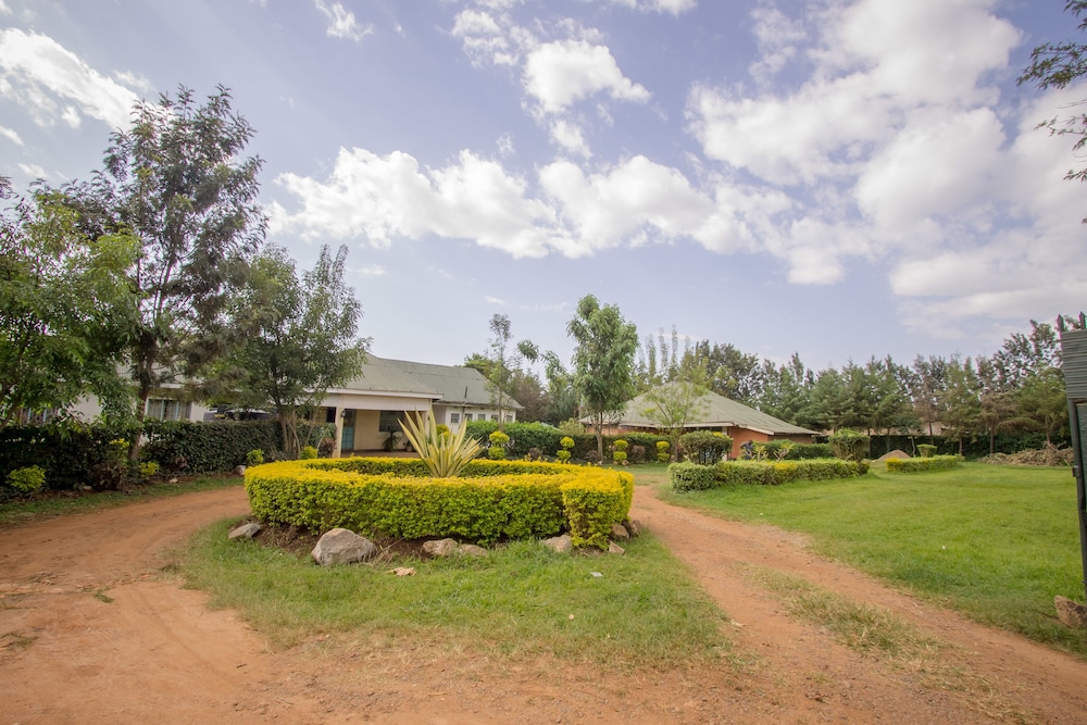 Engo Airport Resort Kitale 23/28