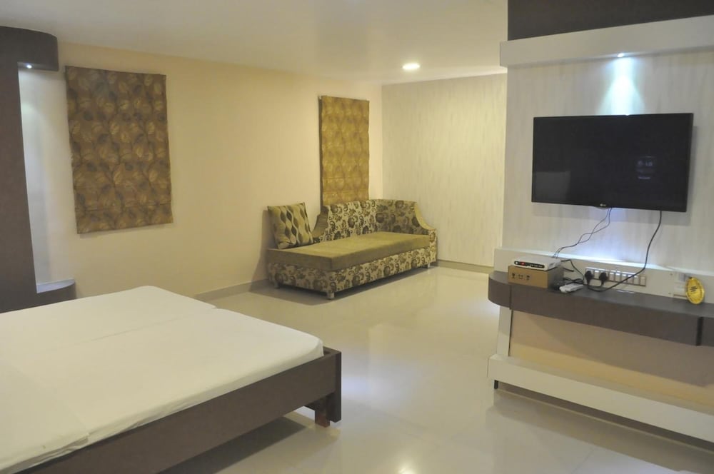 Hotel Eastern Plaza 28/52