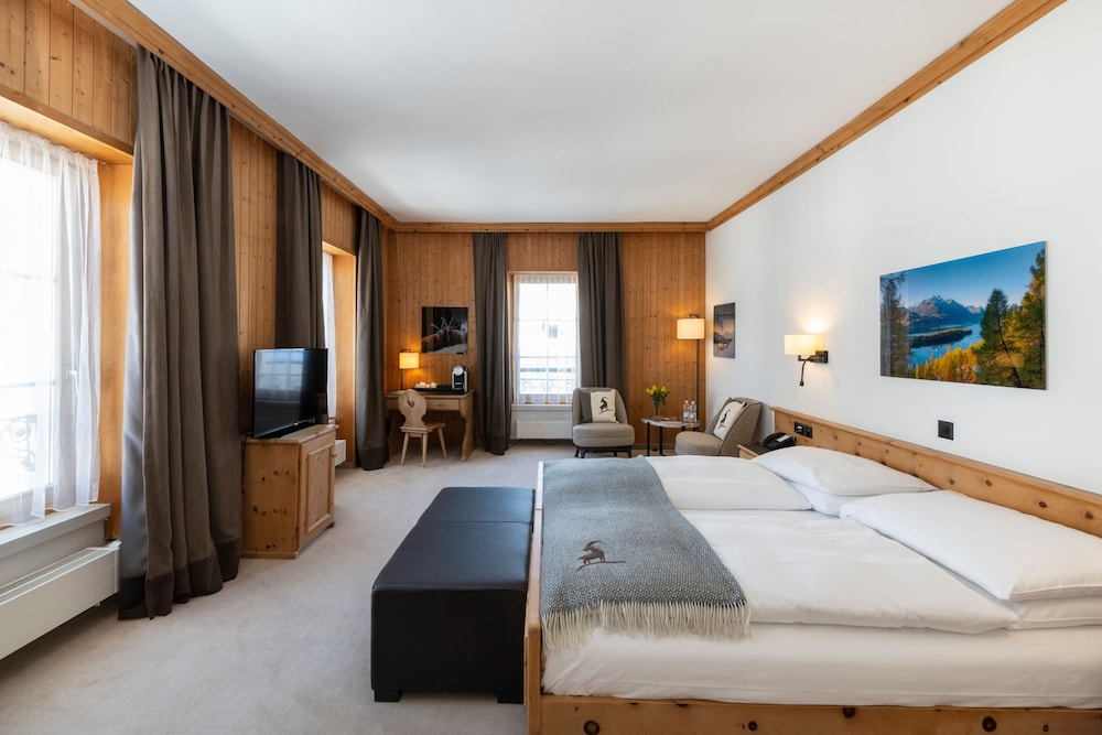 Edelweiss Swiss Quality Hotel 6/48