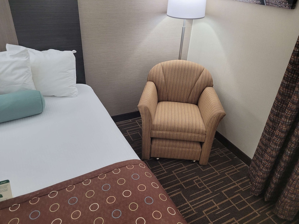 Best Western Airport Inn 19/39