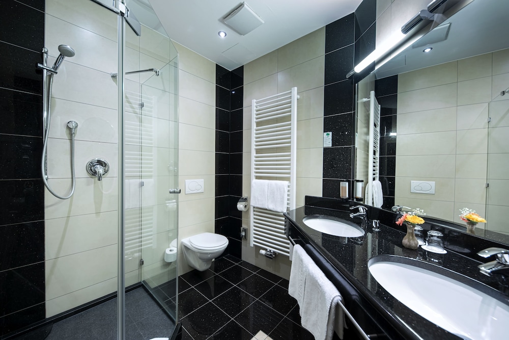 ACHAT Sternhotel Bonn 36/47