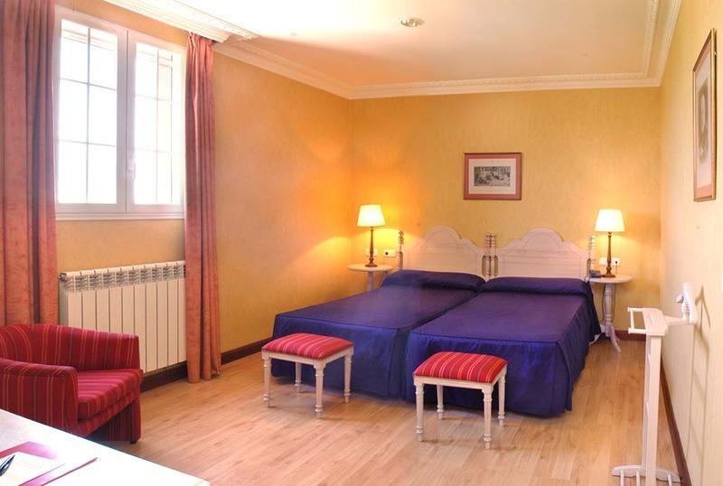 Standard, 2 Double Beds